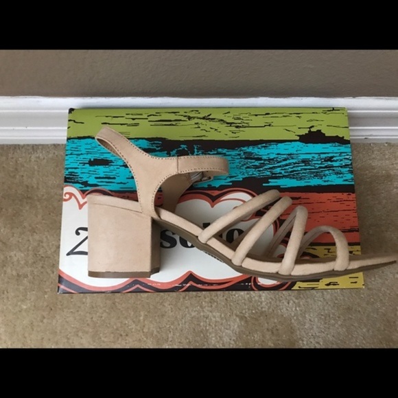 ZIGIny Women's Gladys Dress Sandal Natural Sz 10M - Picture 5 of 7